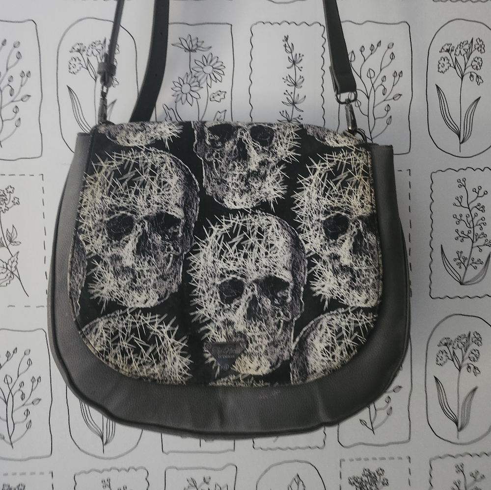 Cross body bag